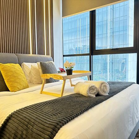 Scarletz Suites Klcc Twin Tower By Purple Orchid Kuala Lumpur Eksteriør billede